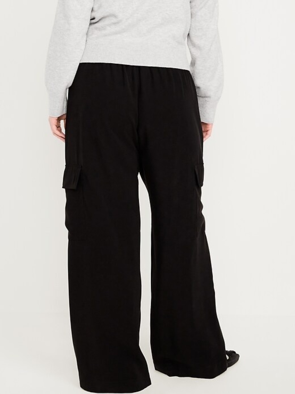Old Navy Drapey Cargo Pant - Picture 2 of 4